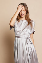 Load image into Gallery viewer, The Lumière de Paris Dress