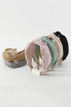 Load image into Gallery viewer, Vintage Solid Pearl Headband
